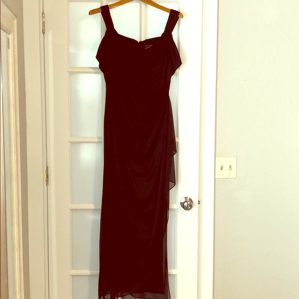 Lil black dress